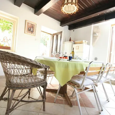 Three Sisters, Absolutely Unique Stone Houses, 200 M From The Villa Rudine (Dobrinj)