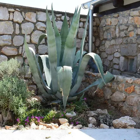 Three Sisters, Absolutely Unique Stone Houses, 200 M From The * Rudine (Dobrinj)