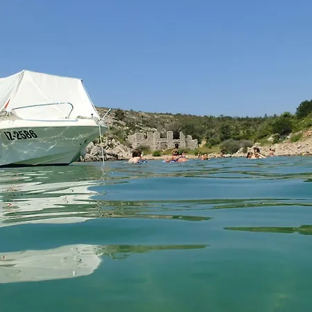 Three Sisters, Absolutely Unique Stone Houses, 200 M From The Villa