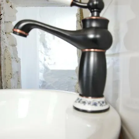 Three Sisters, Absolutely Unique Stone Houses, 200 M From The