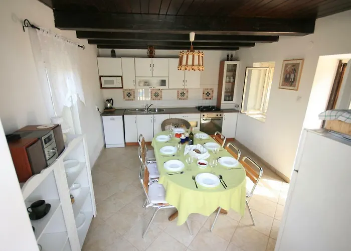 Βίλα Three Sisters, Absolutely Unique Stone Houses, 200 M From The Rudine (Dobrinj)