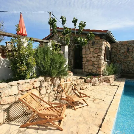 Three Sisters, Absolutely Unique Stone Houses, 200 M From The * Rudine (Dobrinj)