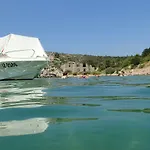 Three Sisters, Absolutely Unique Stone Houses, 200 M From The Villa